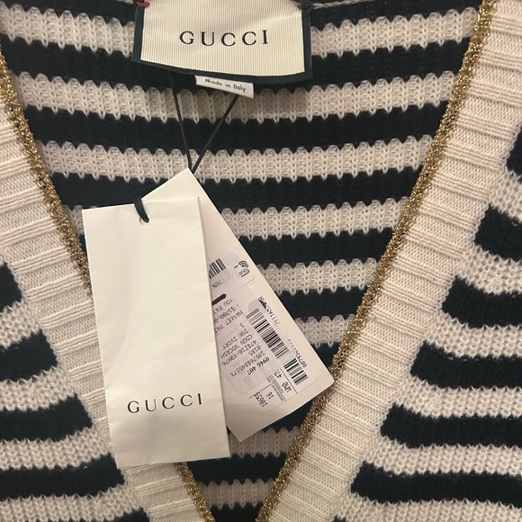 Gucci Sweater with GG logo pearl buttons
PRICE IS FIRM - Picture 5 of 10